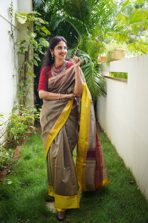 Maheshwari Silk Cotton Saree with Handpainted Cheriyal