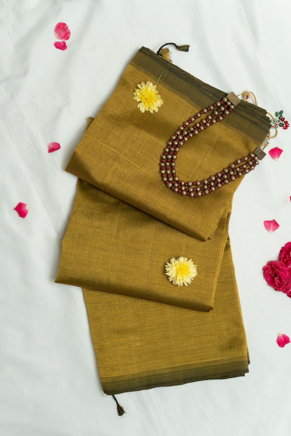 Handwoven Mangalagiri saree in pure silk and cotton blend in shimmering gold