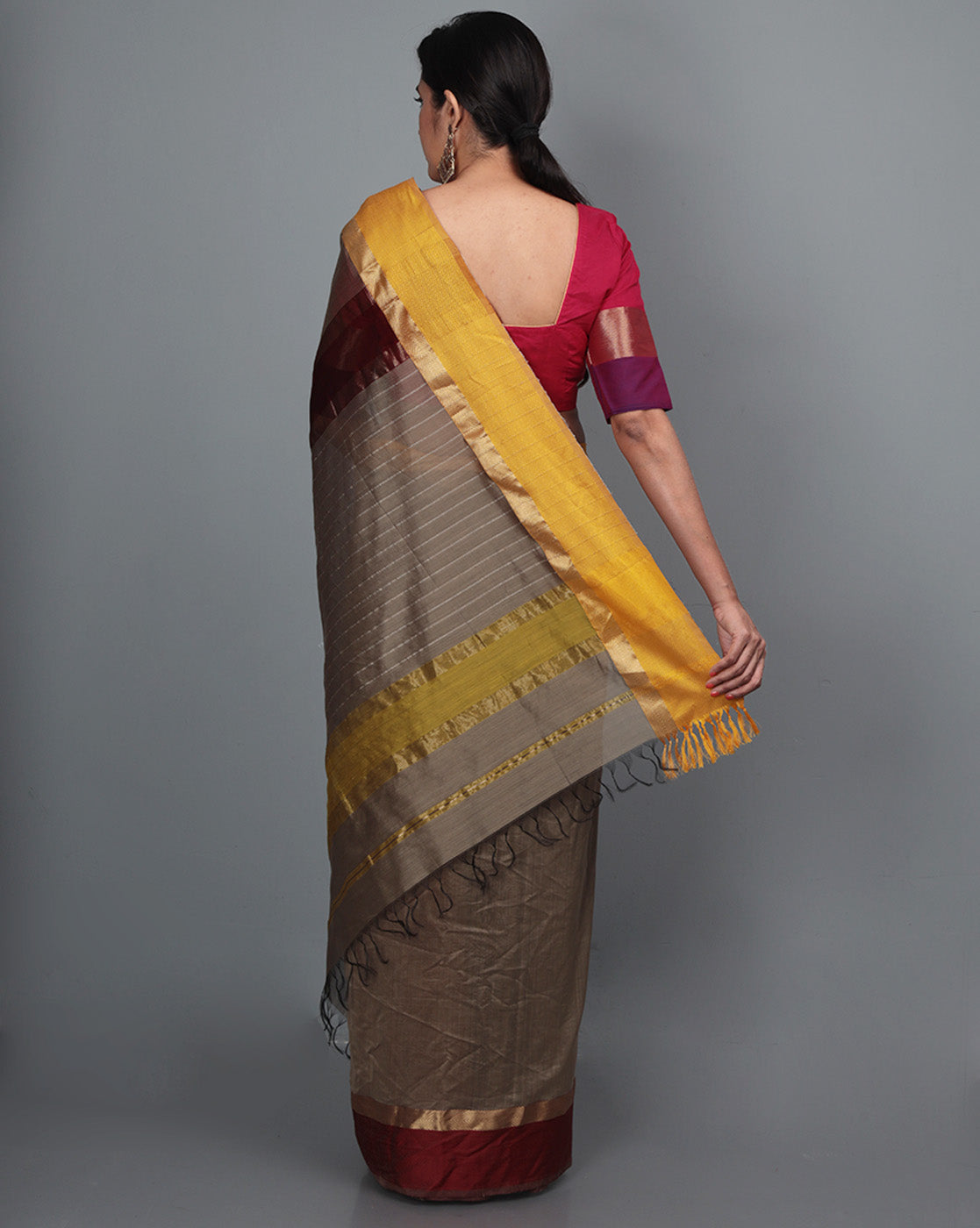 Maheshwari Silk Cotton Saree with Ganga Jamuna Border – Grey